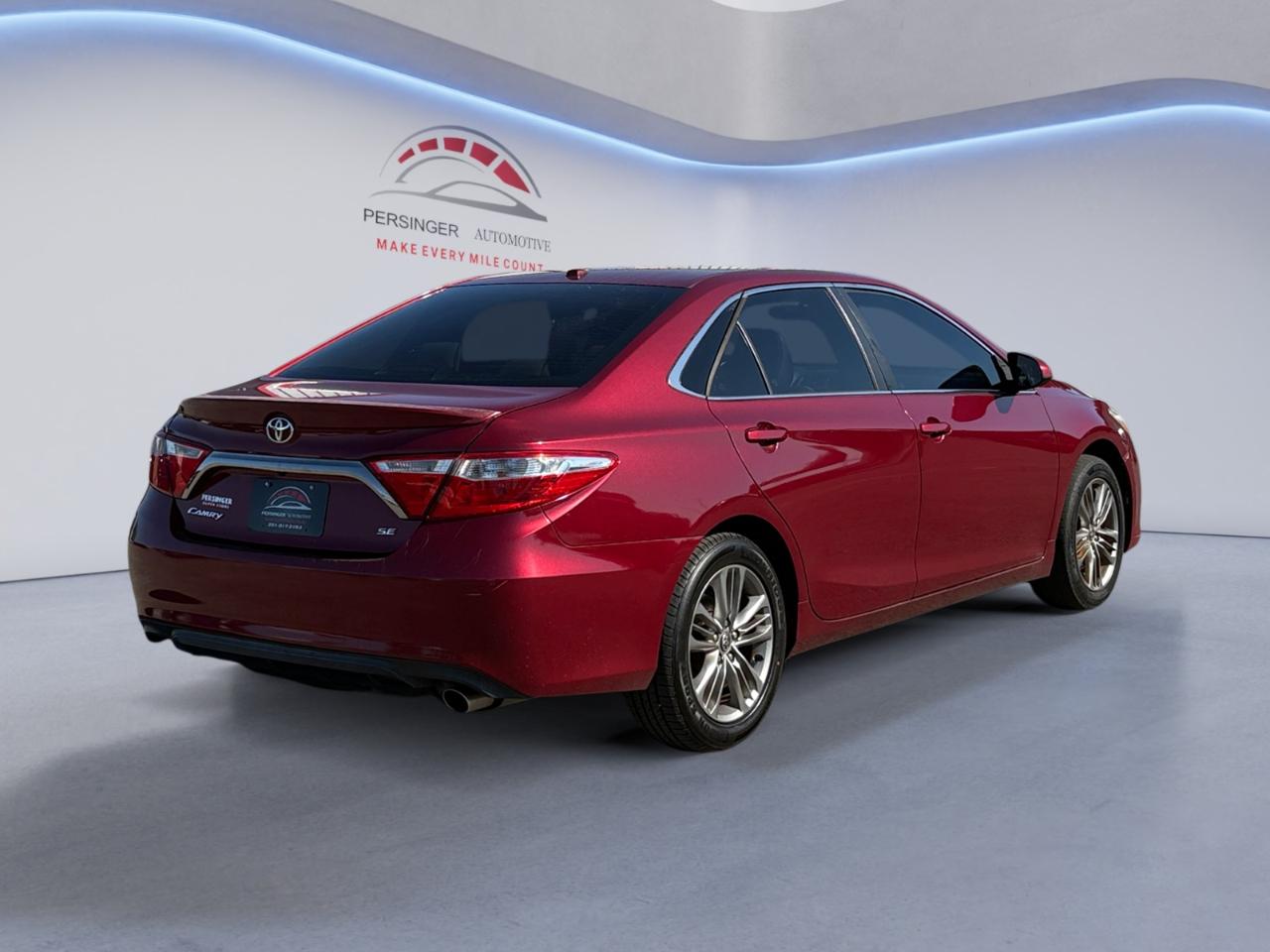 Toyota Camry XLE Auto (Natl) 2017