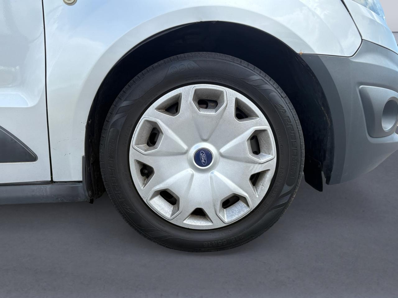 Ford Transit Connect Van XL LWB w/Rear Symmetrical Doors 2018