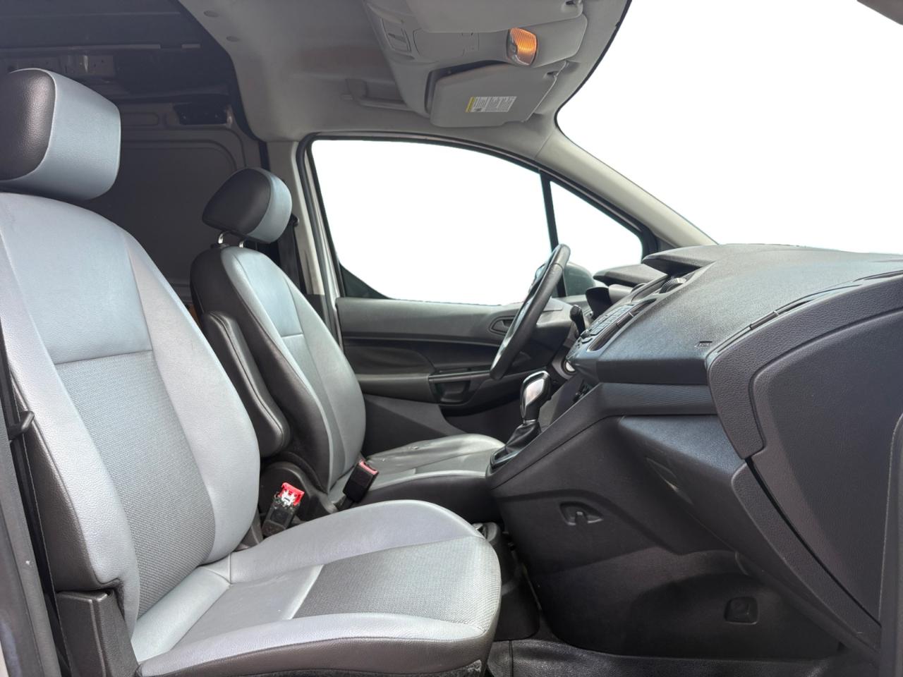 Ford Transit Connect Van XL LWB w/Rear Symmetrical Doors 2018