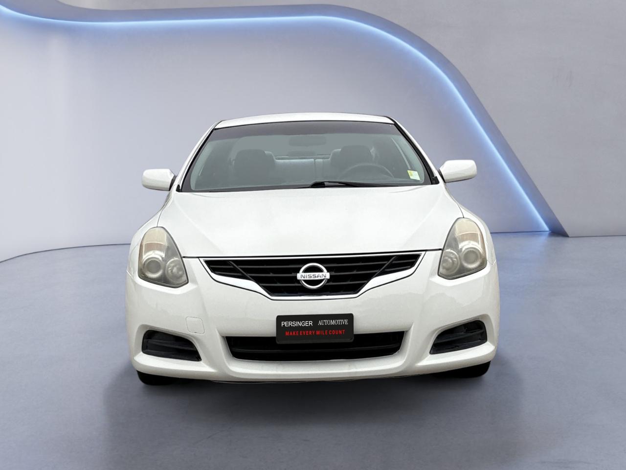 Nissan Altima 2dr Cpe I4 CVT 2.5 S 2010