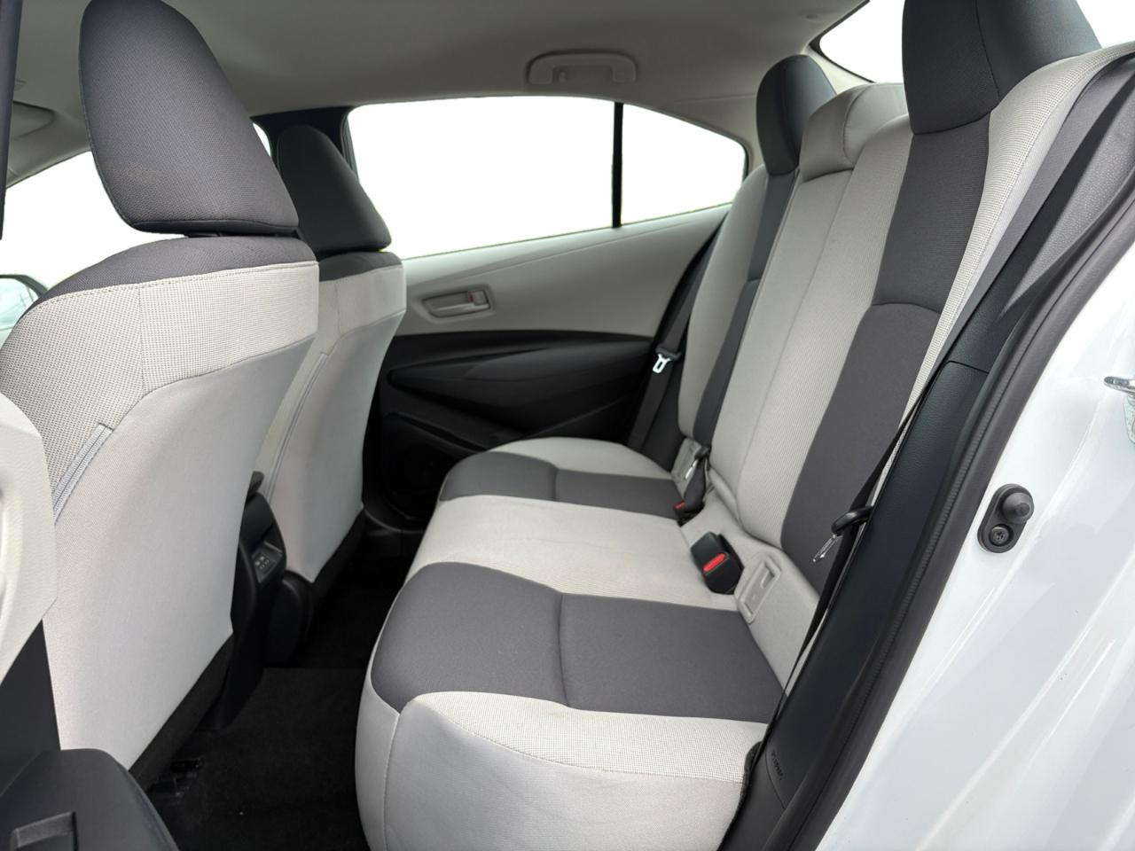 Toyota Corolla LE CVT (Natl) 2023
