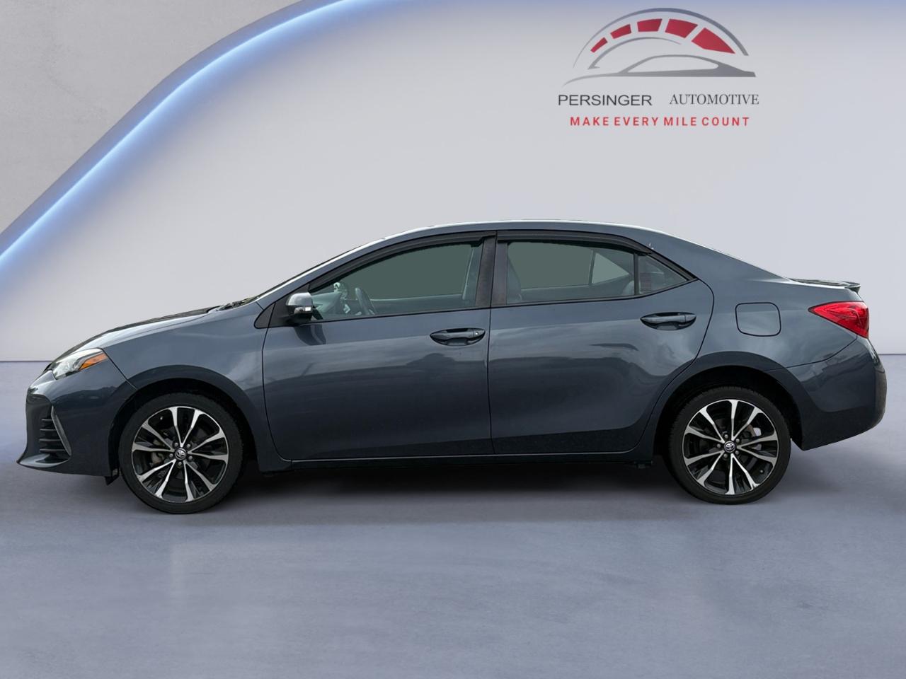 Toyota Corolla XLE CVT (Natl) 2019