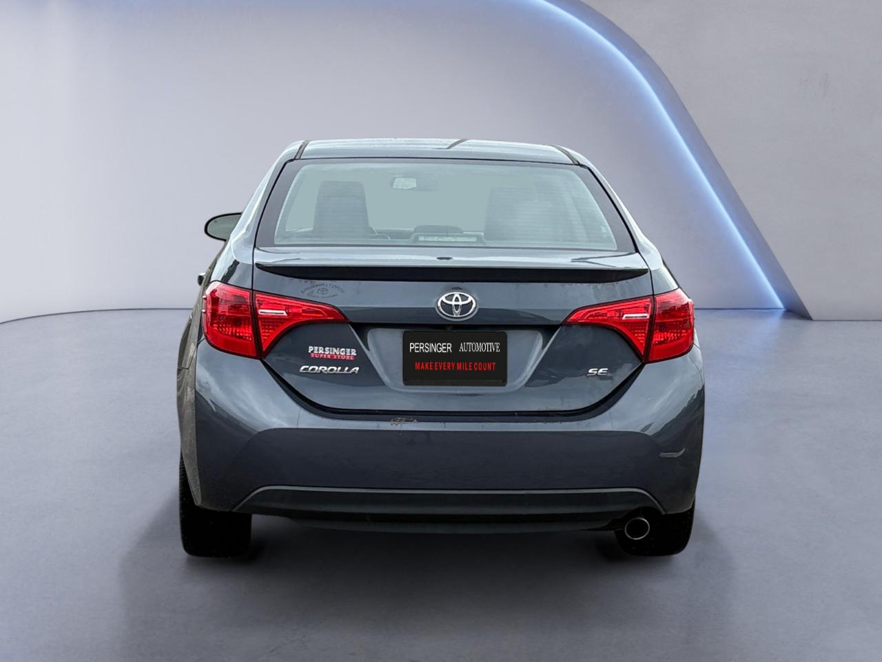 Toyota Corolla XLE CVT (Natl) 2019