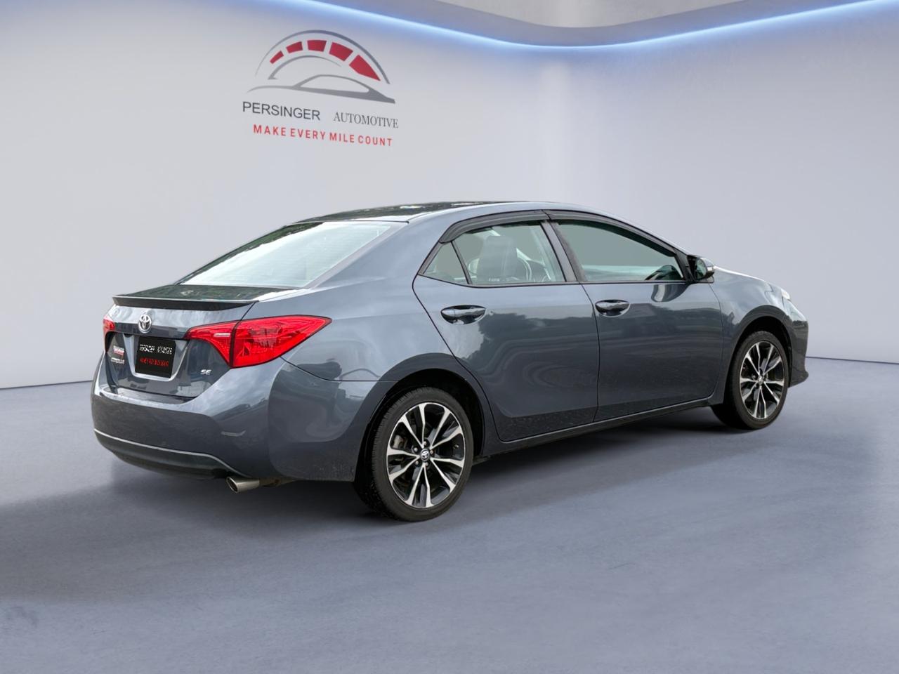 Toyota Corolla XLE CVT (Natl) 2019