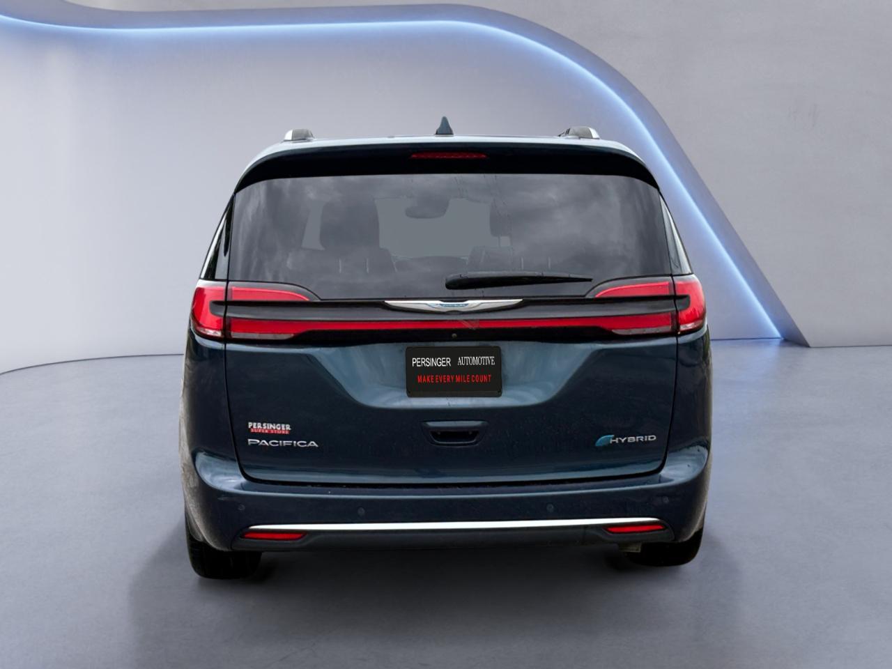Chrysler Pacifica Hybrid Touring L FWD 2021