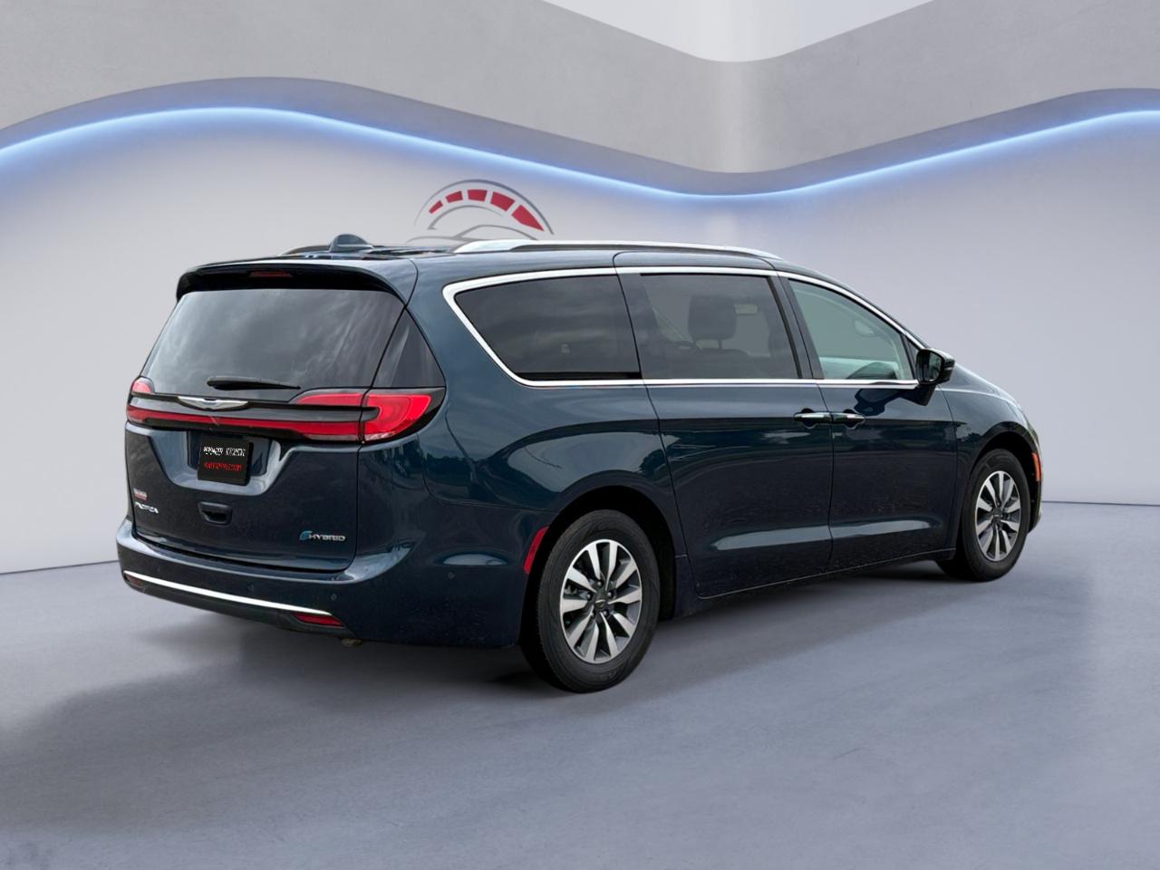 Chrysler Pacifica Hybrid Touring L FWD 2021