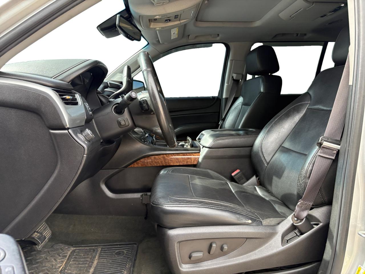 Chevrolet Suburban 2WD 4dr LTZ 2015
