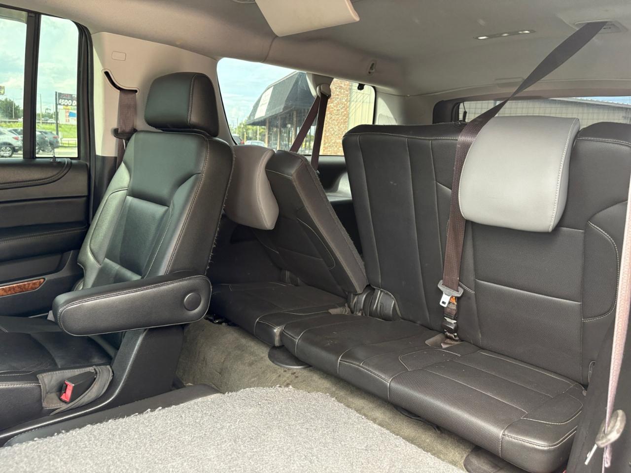 Chevrolet Suburban 2WD 4dr LTZ 2015