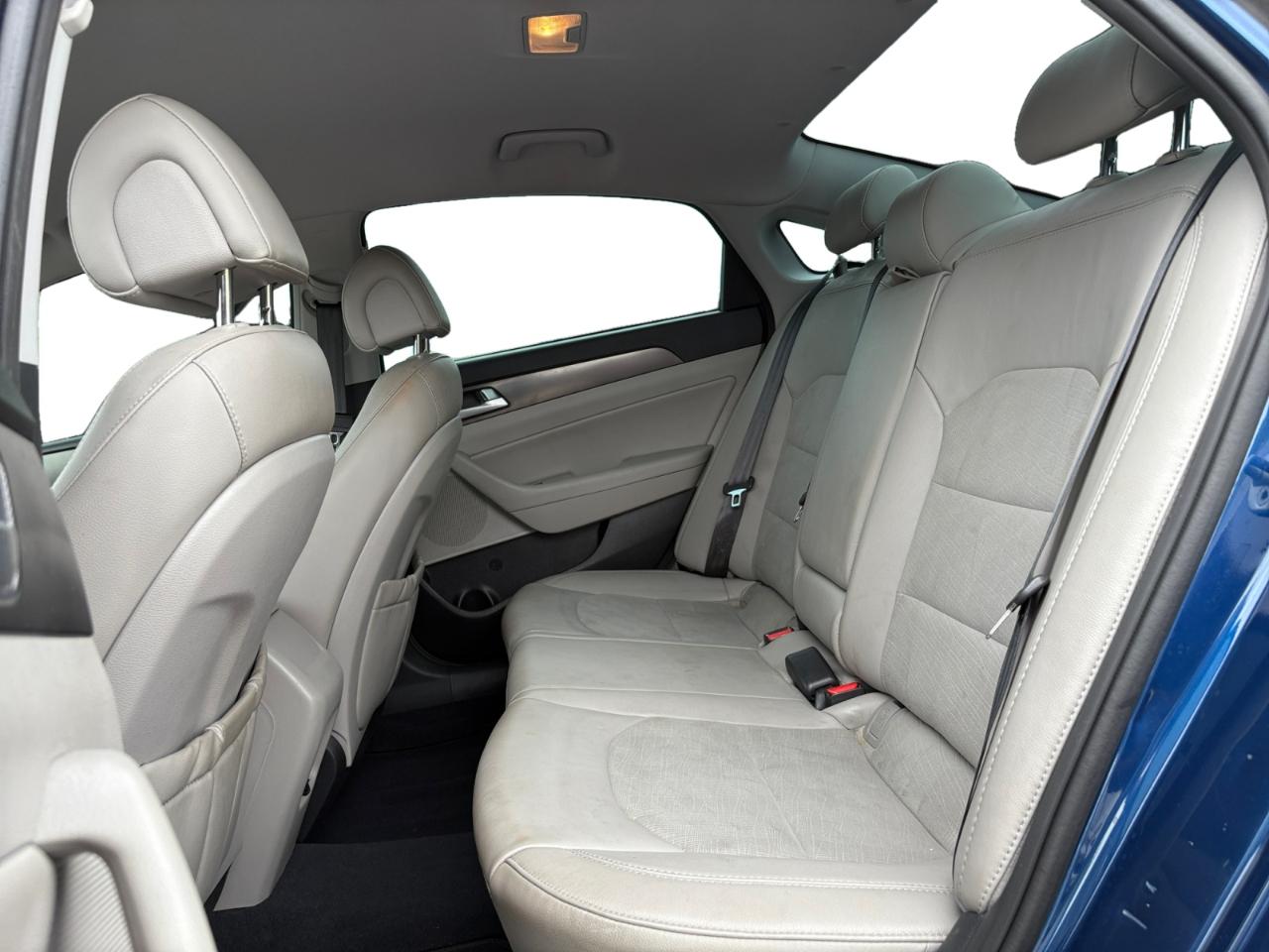 Hyundai Sonata 4dr Sdn 2.4L Sport 2015