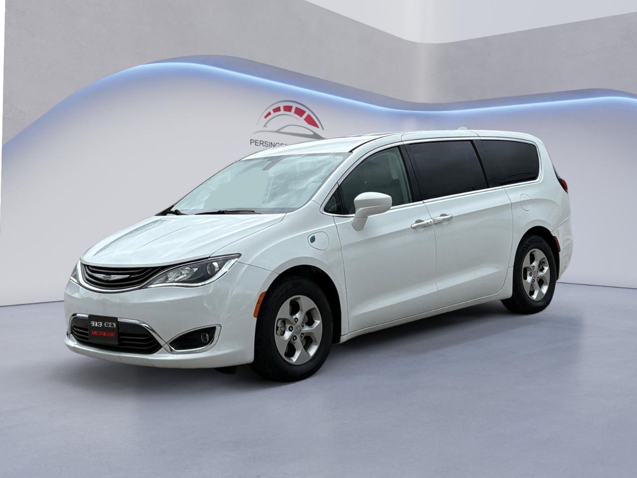 2018 Chrysler Pacifica Hybrid Touring Plus FWD