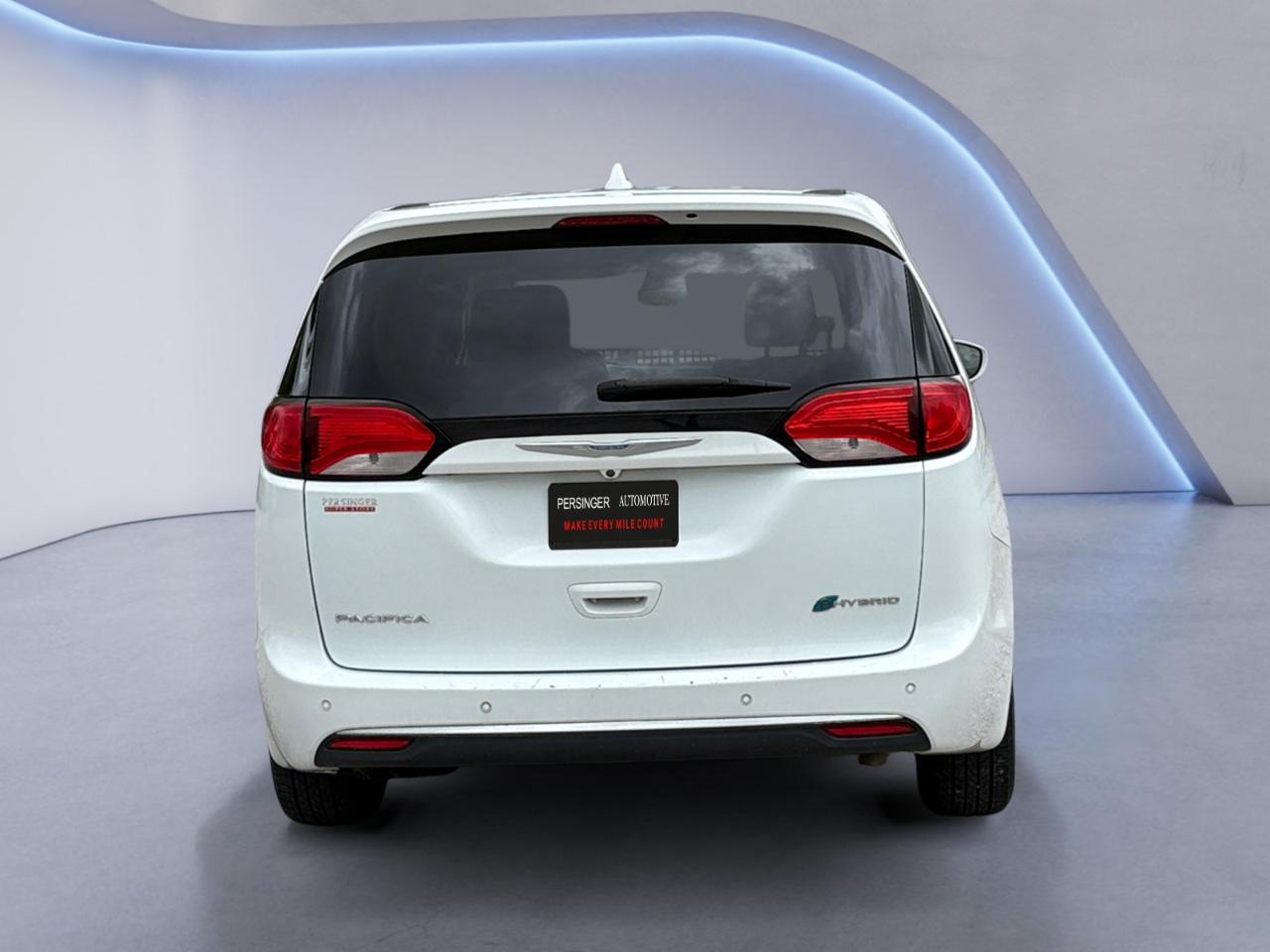 Chrysler Pacifica Hybrid Touring Plus FWD 2018