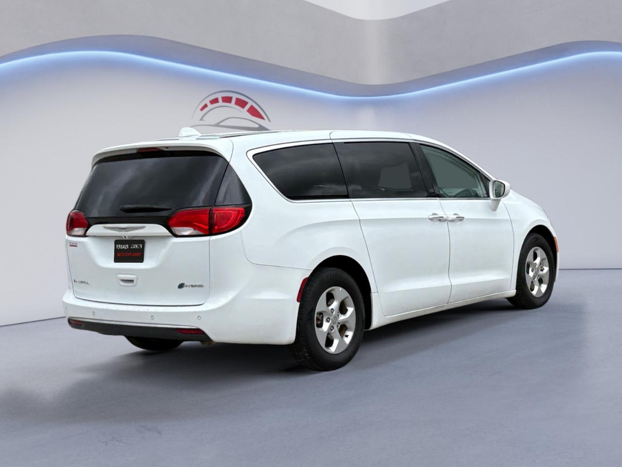 Chrysler Pacifica Hybrid Touring Plus FWD 2018