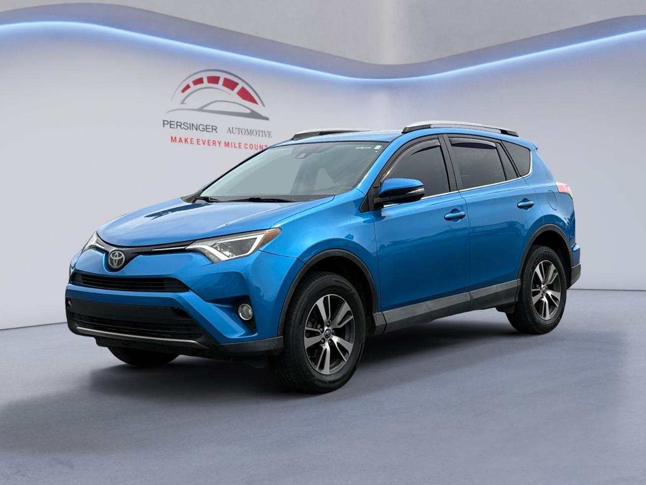 Toyota RAV4 Adventure FWD (Natl) 2018