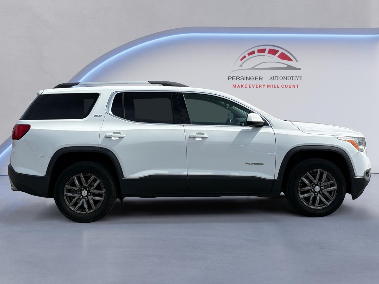 GMC Acadia FWD 4dr SLT w/SLT-1 2018