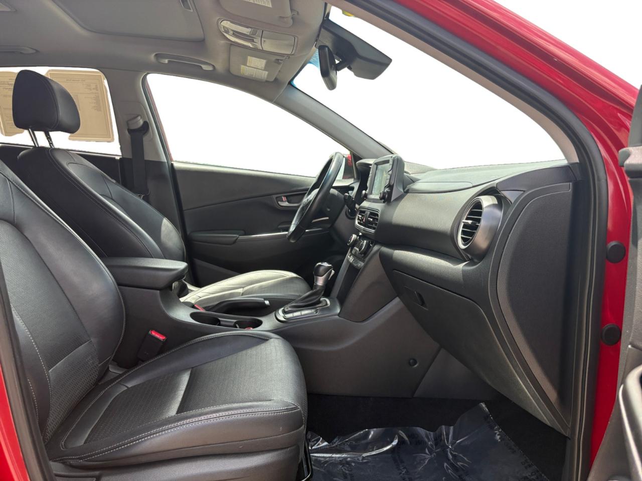 Hyundai Kona Limited DCT FWD 2021