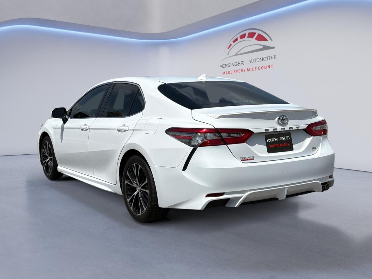 Toyota Camry XLE Auto (Natl) 2019