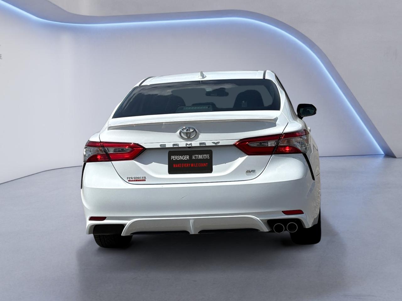 Toyota Camry XLE Auto (Natl) 2019