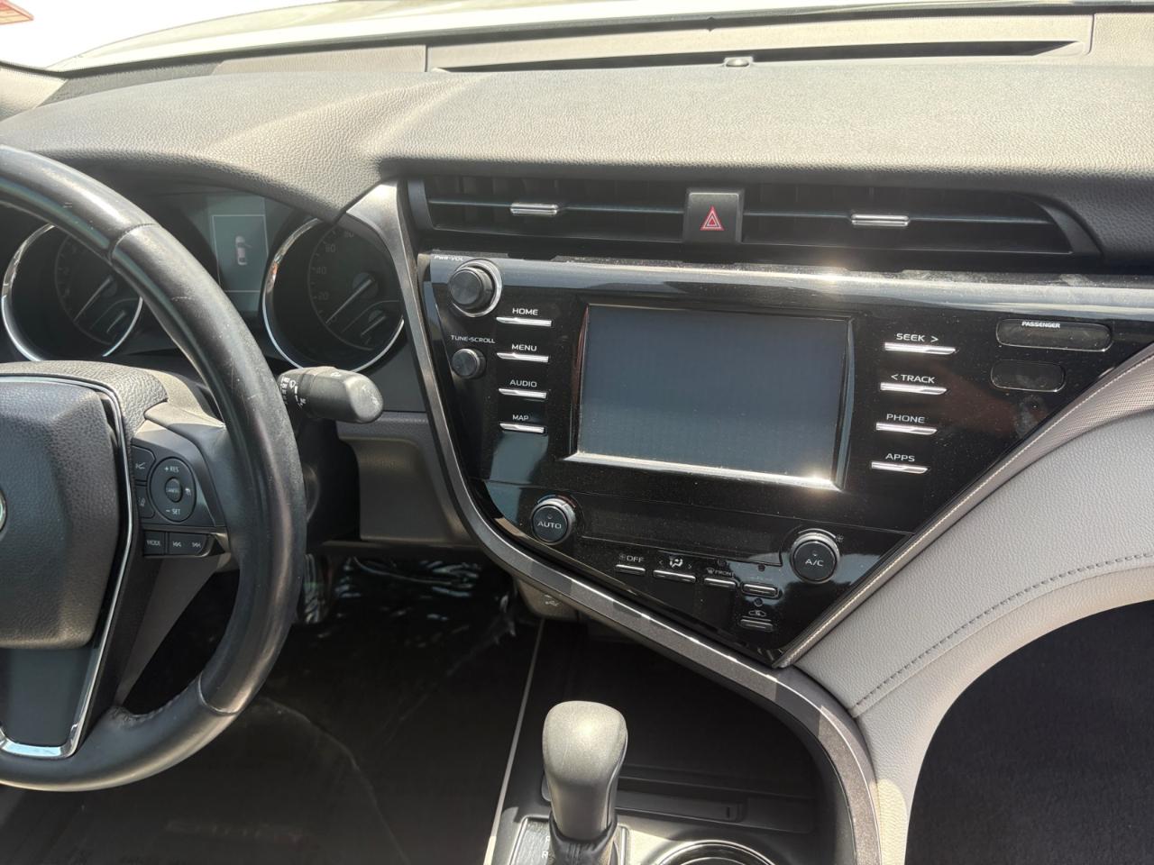 Toyota Camry XLE Auto (Natl) 2019