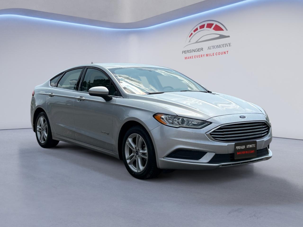 Ford Fusion Hybrid S FWD 2018