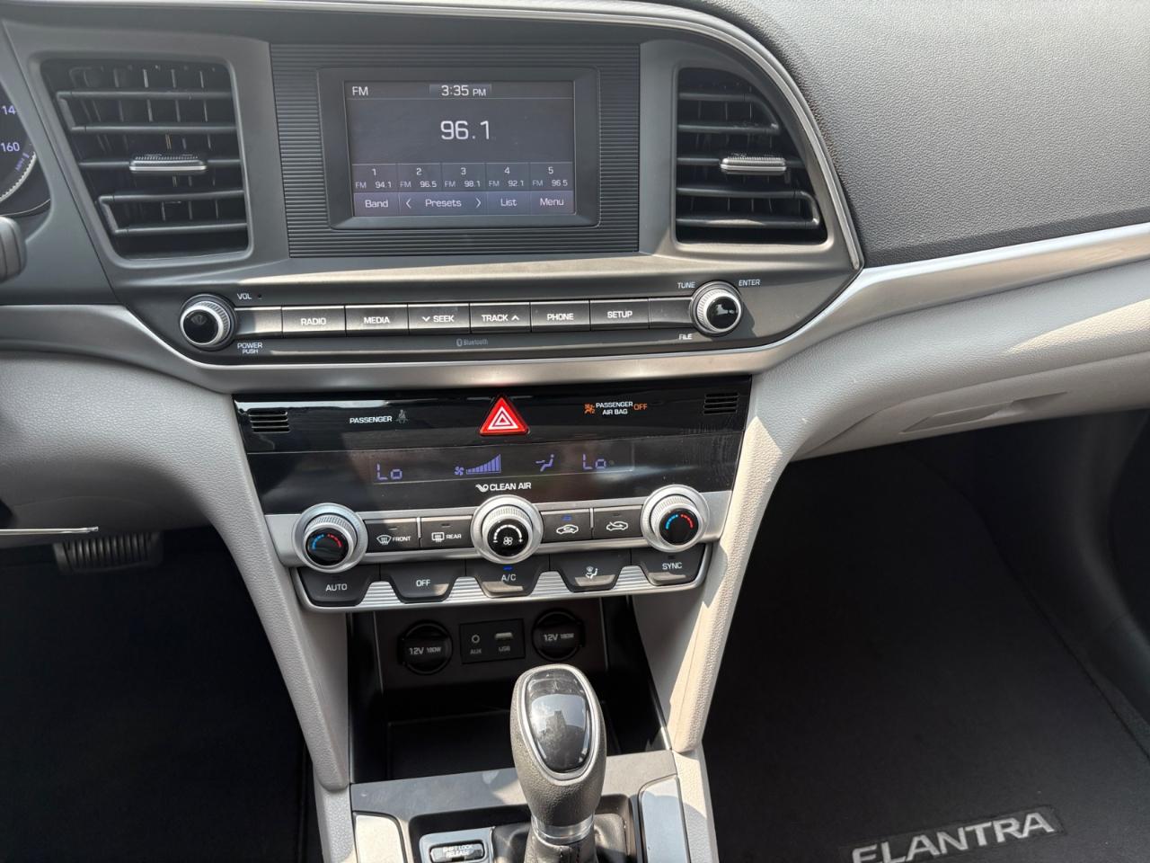 Hyundai Elantra SE IVT 2020