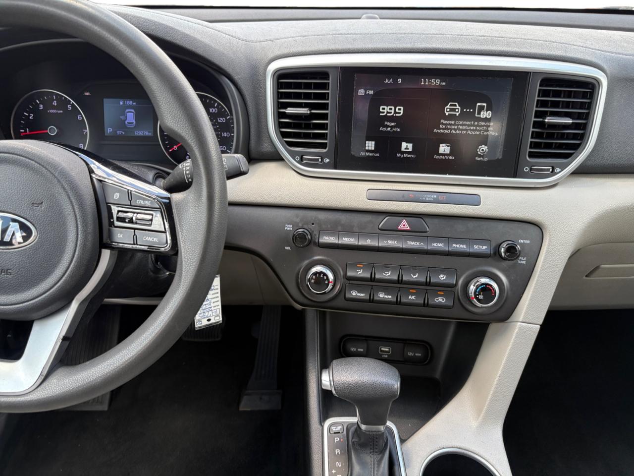 Kia Sportage LX FWD 2021