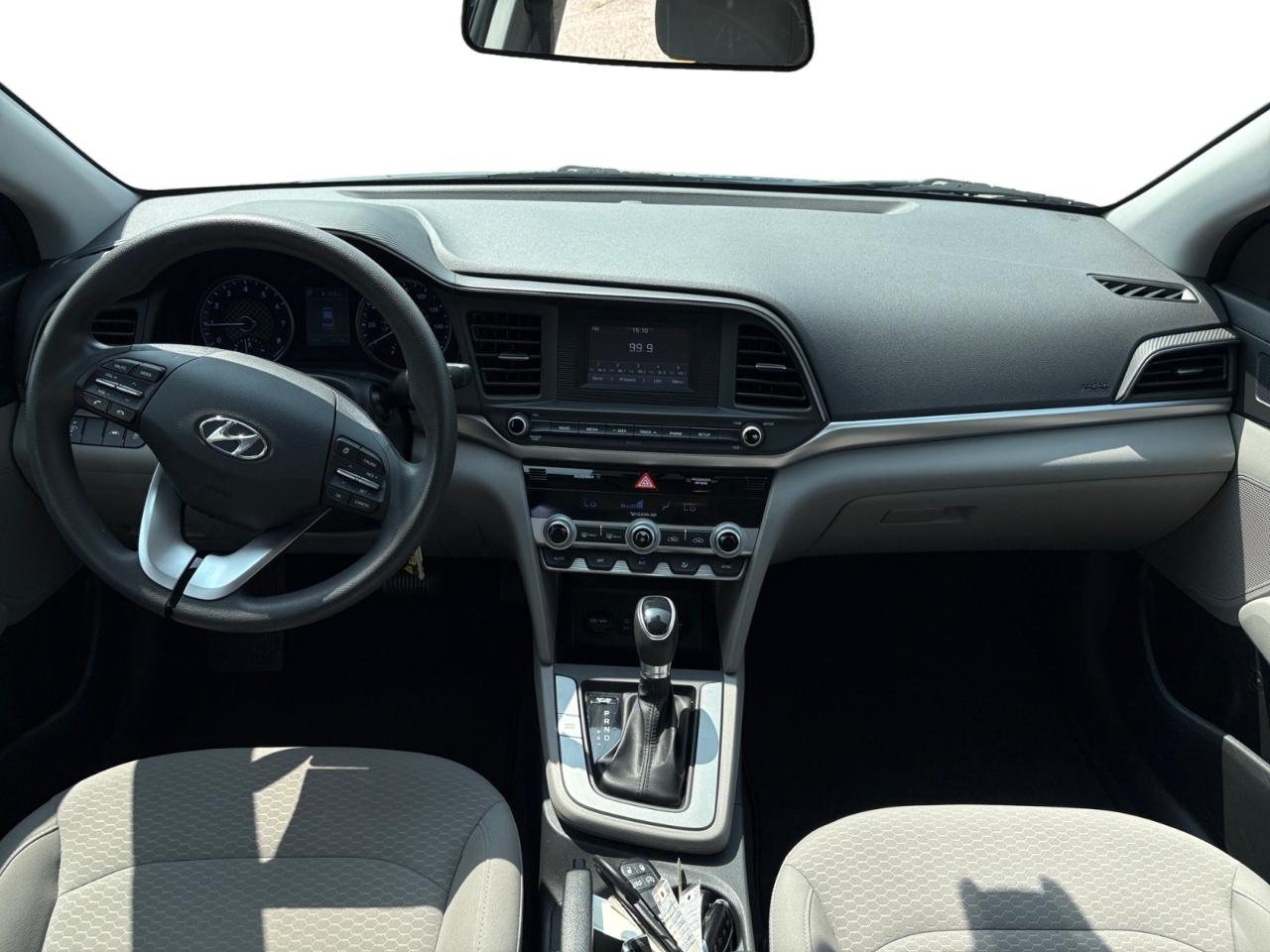 Hyundai Elantra SE IVT 2020