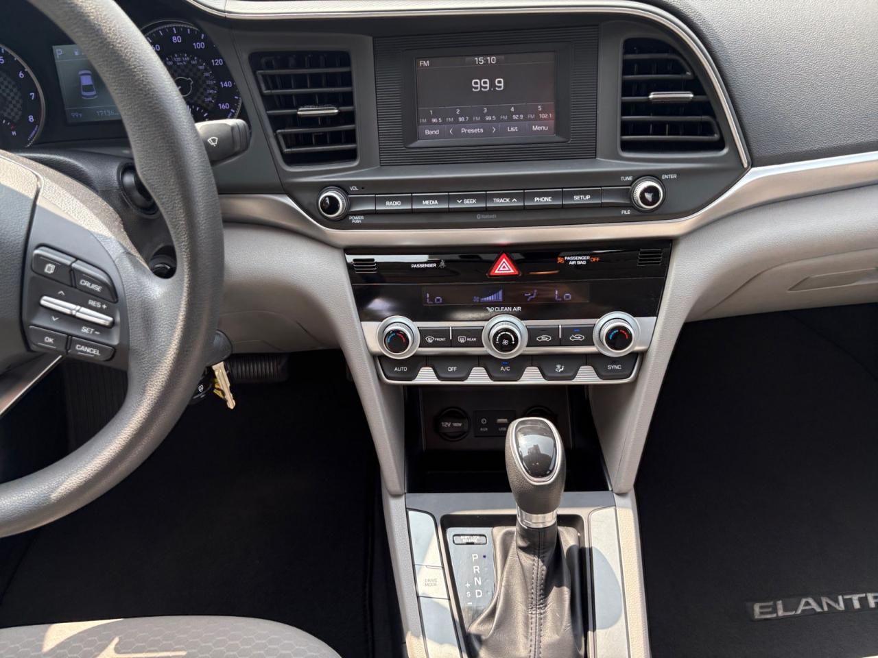 Hyundai Elantra SE IVT 2020