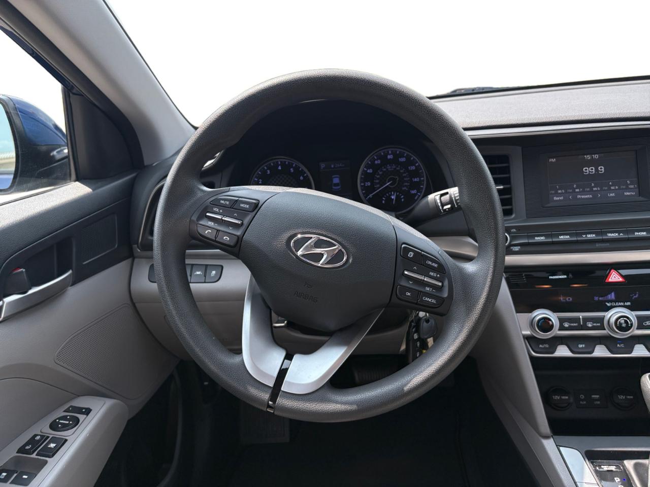Hyundai Elantra SE IVT 2020