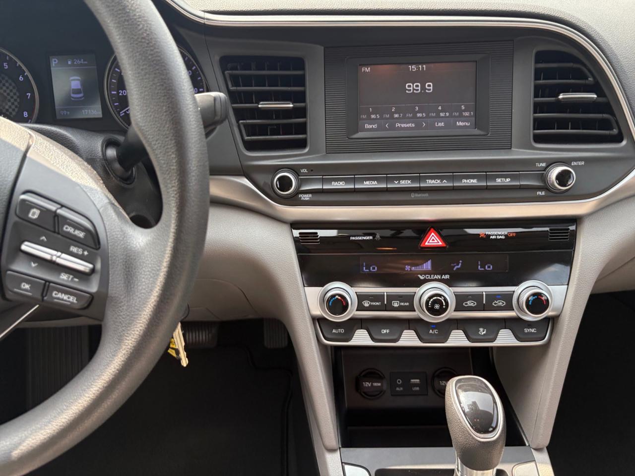 Hyundai Elantra SE IVT 2020