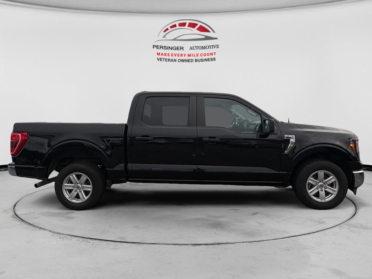 Ford F-150 XL 2WD SuperCrew 5.5' Box 2023