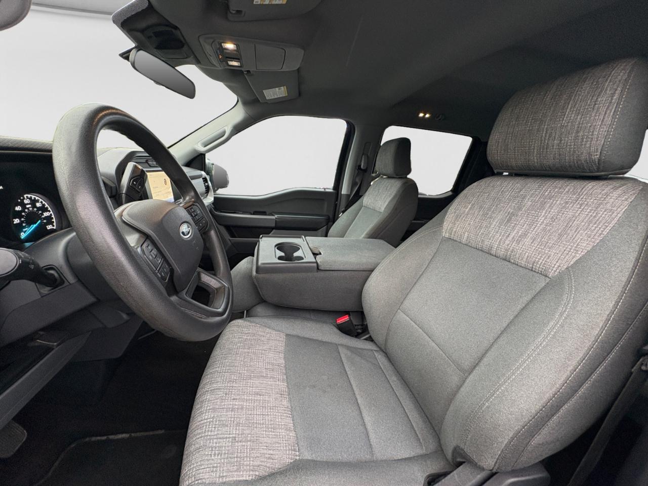Ford F-150 XL 2WD SuperCrew 5.5' Box 2023