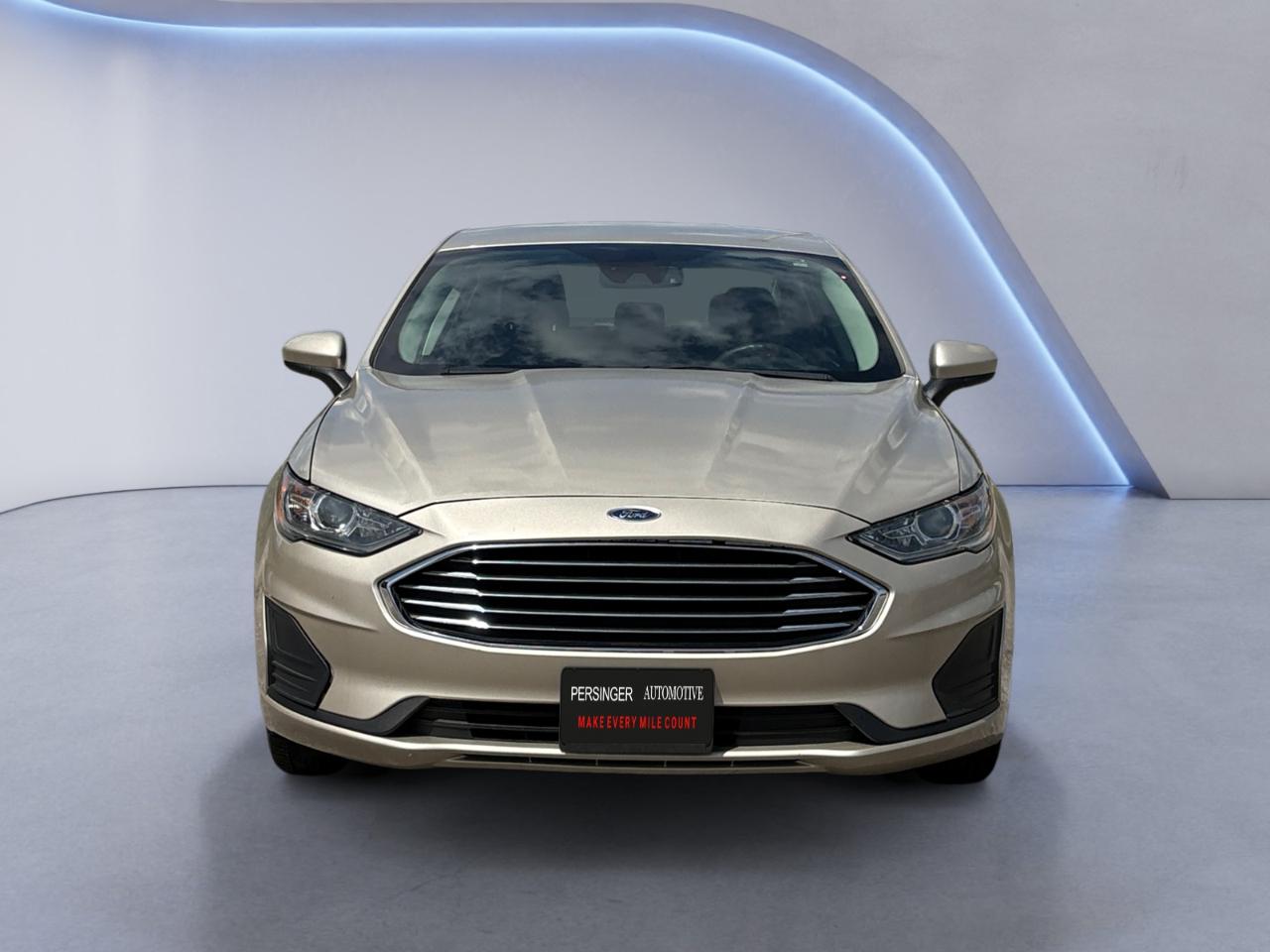 Ford Fusion Hybrid SE FWD 2019