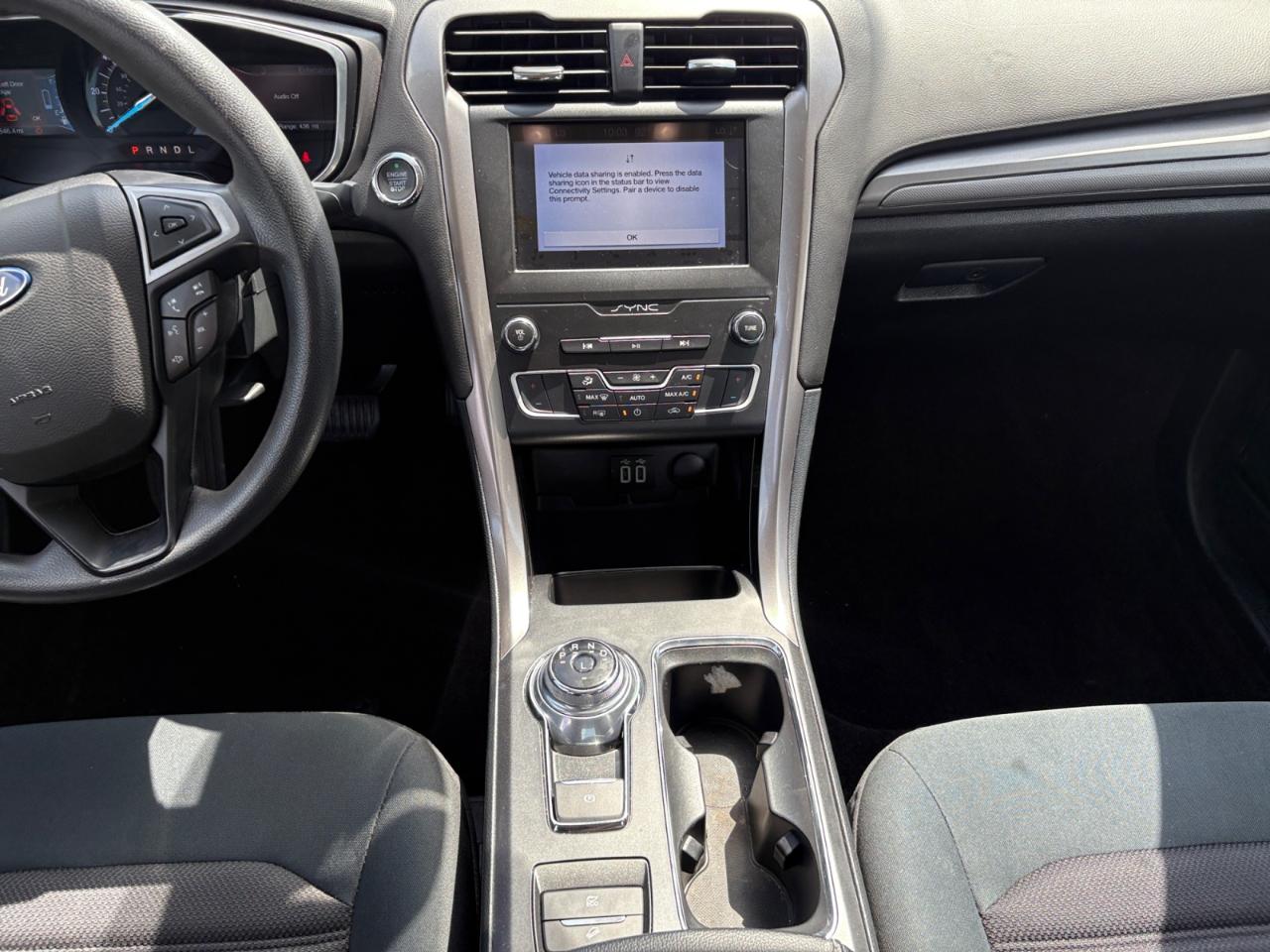 Ford Fusion Hybrid SE FWD 2019