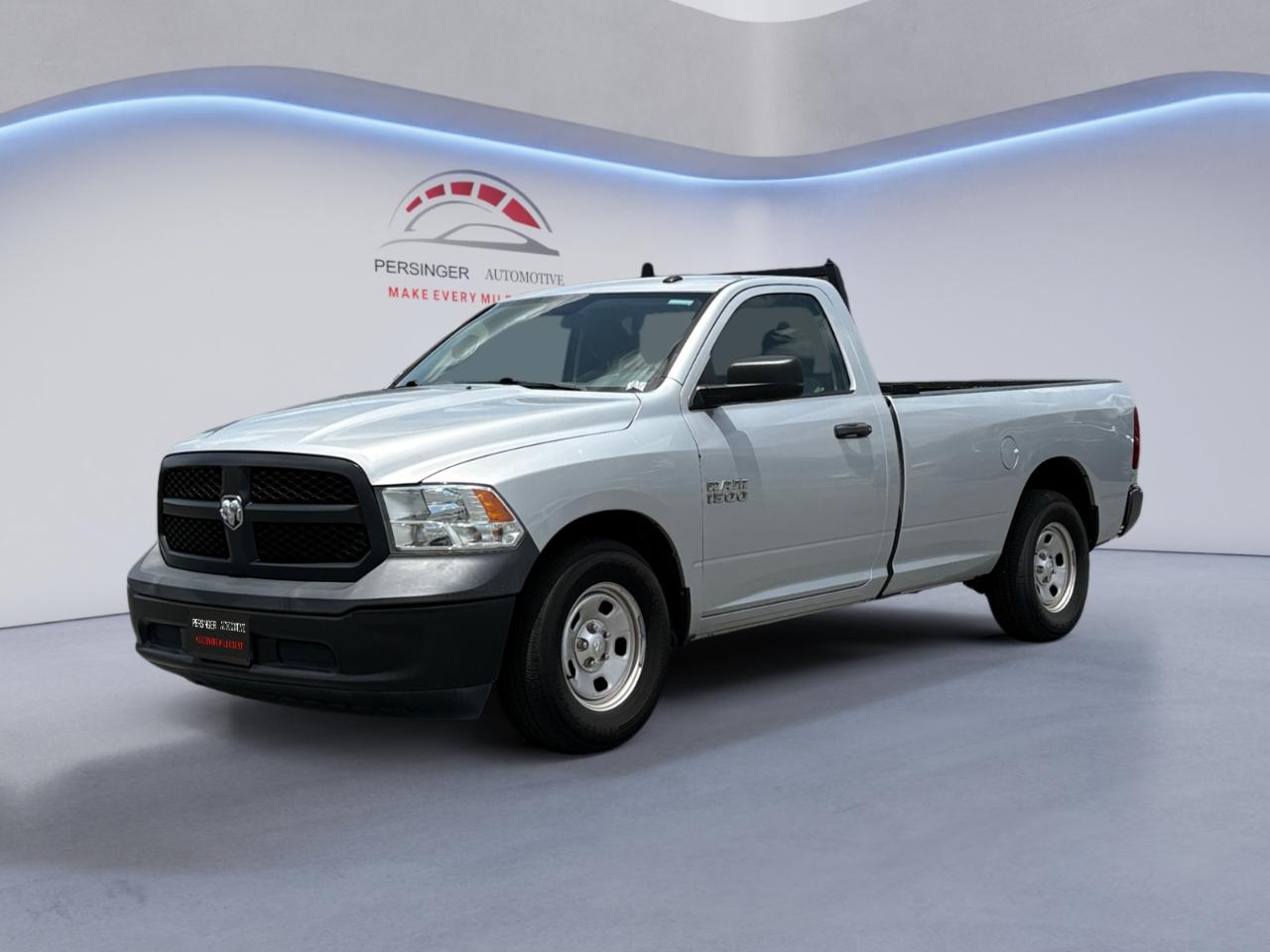 RAM 1500 Tradesman 4x2 Reg Cab 8' Box 2018