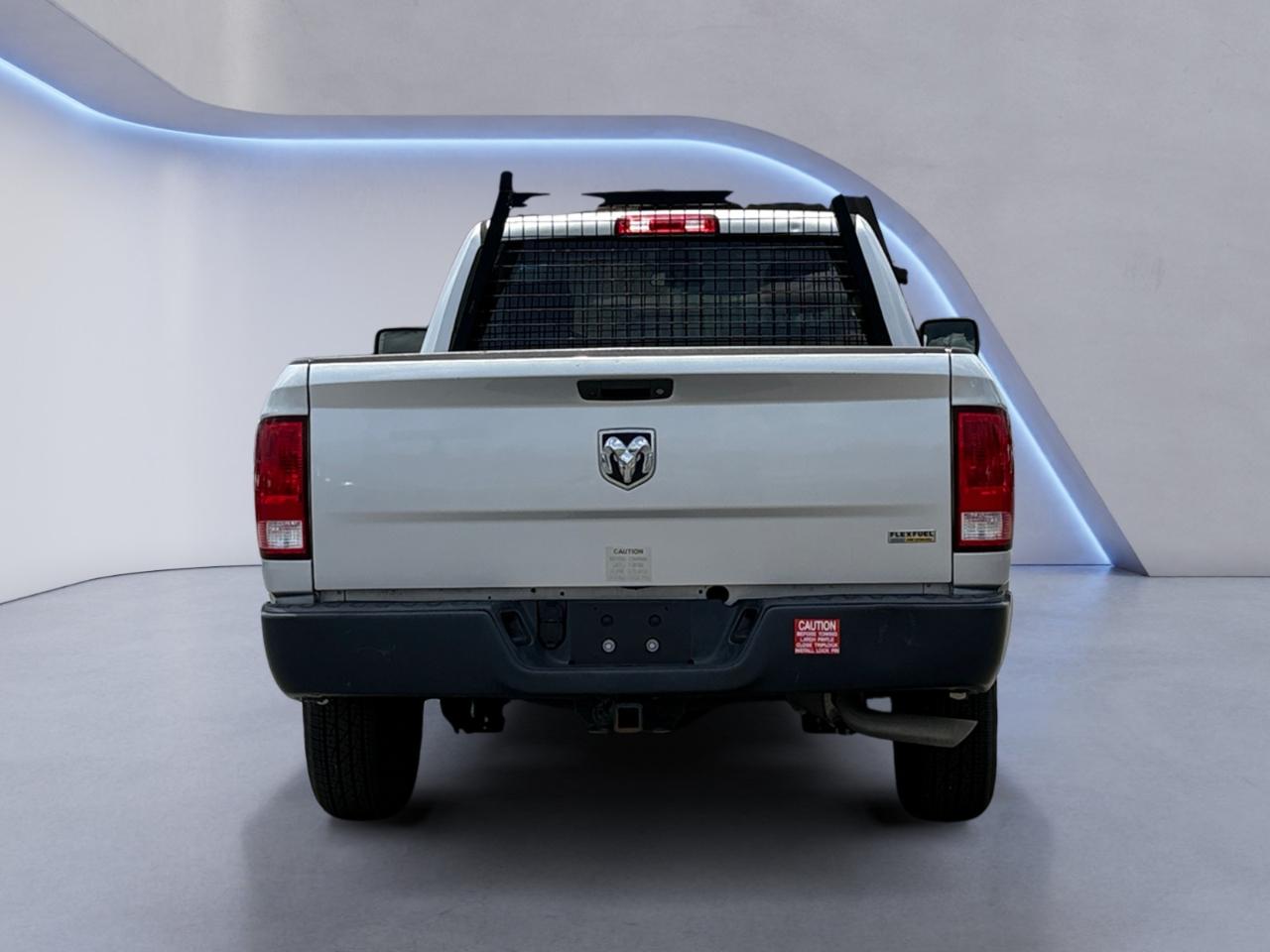 RAM 1500 Tradesman 4x2 Reg Cab 8' Box 2018