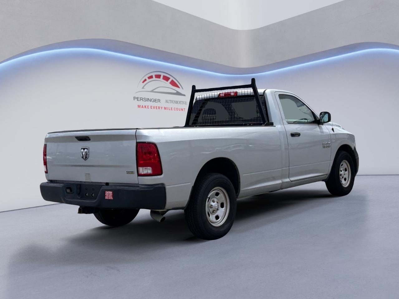 RAM 1500 Tradesman 4x2 Reg Cab 8' Box 2018