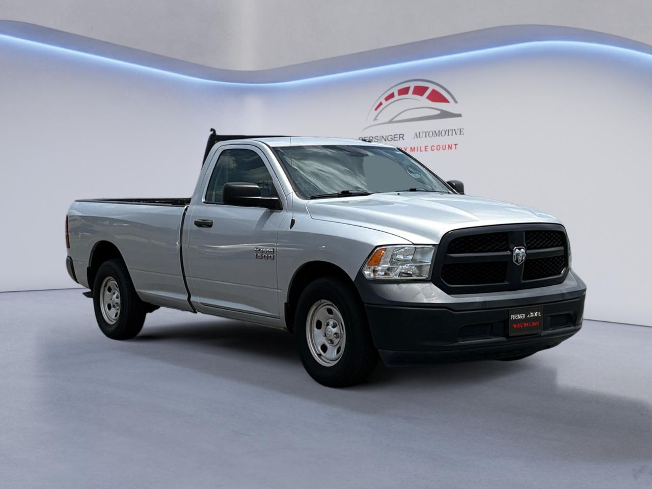 RAM 1500 Tradesman 4x2 Reg Cab 8' Box 2018
