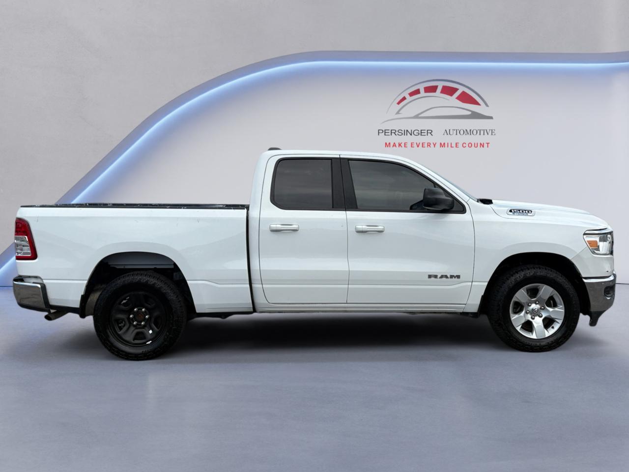 RAM 1500 Big Horn 4x2 Quad Cab 6'4" Box 2022