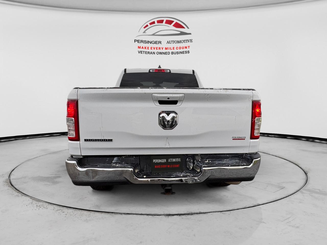 RAM 1500 Big Horn 4x2 Quad Cab 6'4" Box 2022