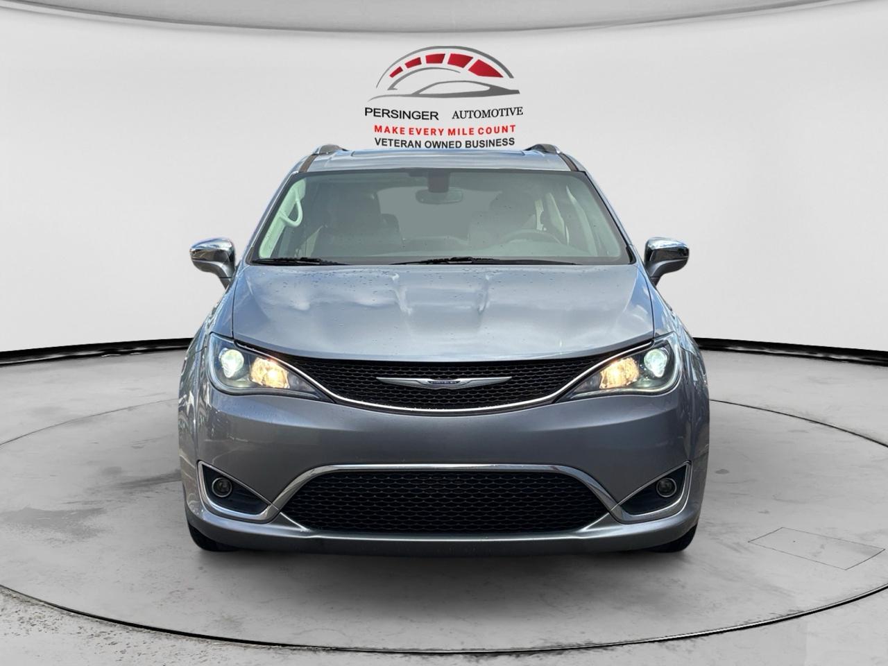Chrysler Pacifica Limited FWD 2020
