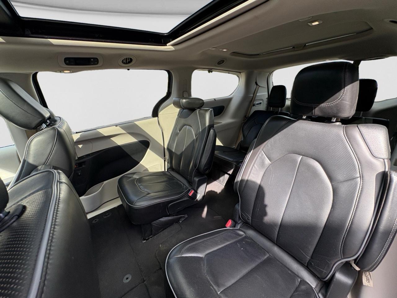 Chrysler Pacifica Limited FWD 2020