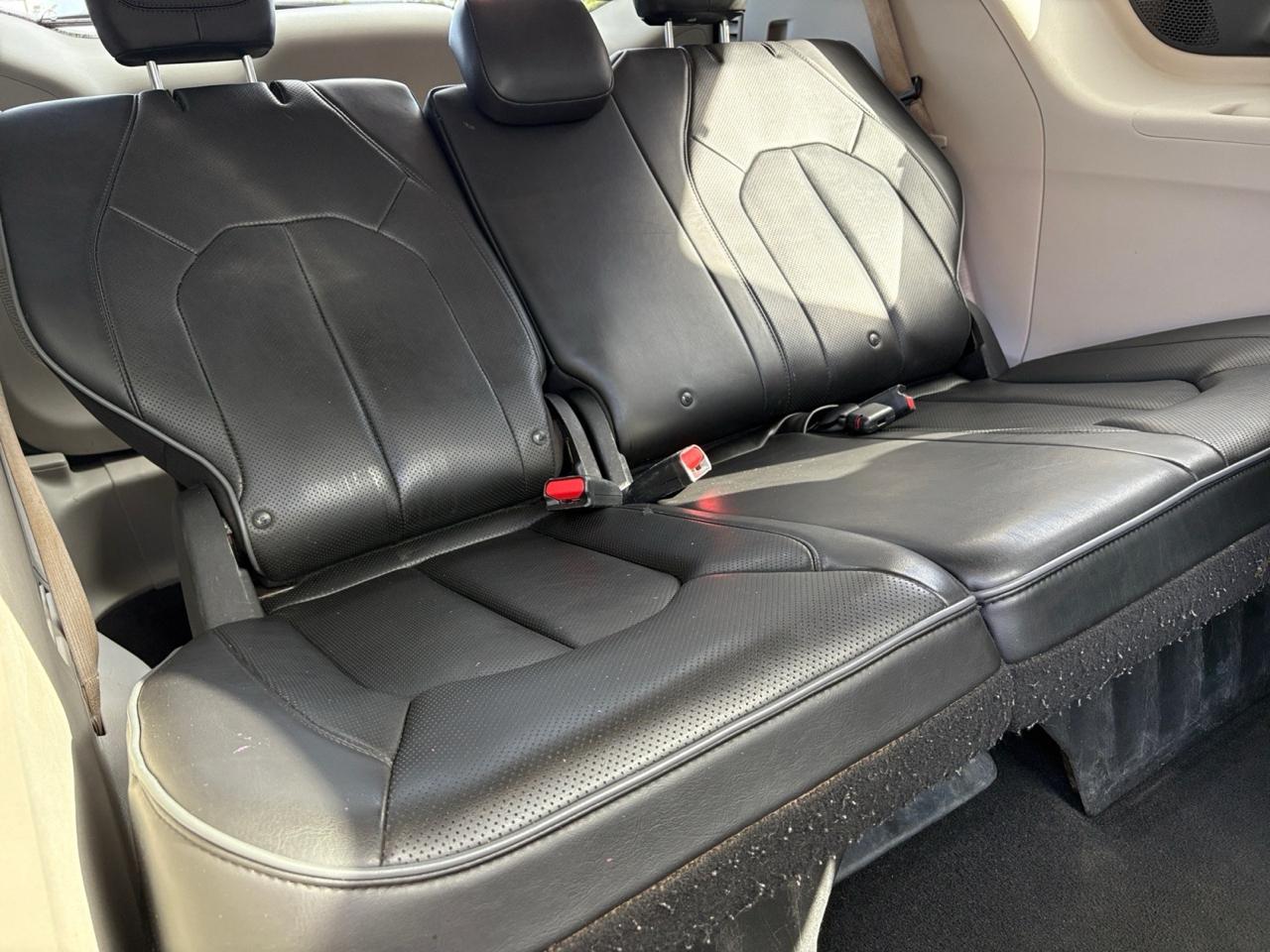 Chrysler Pacifica Limited FWD 2020