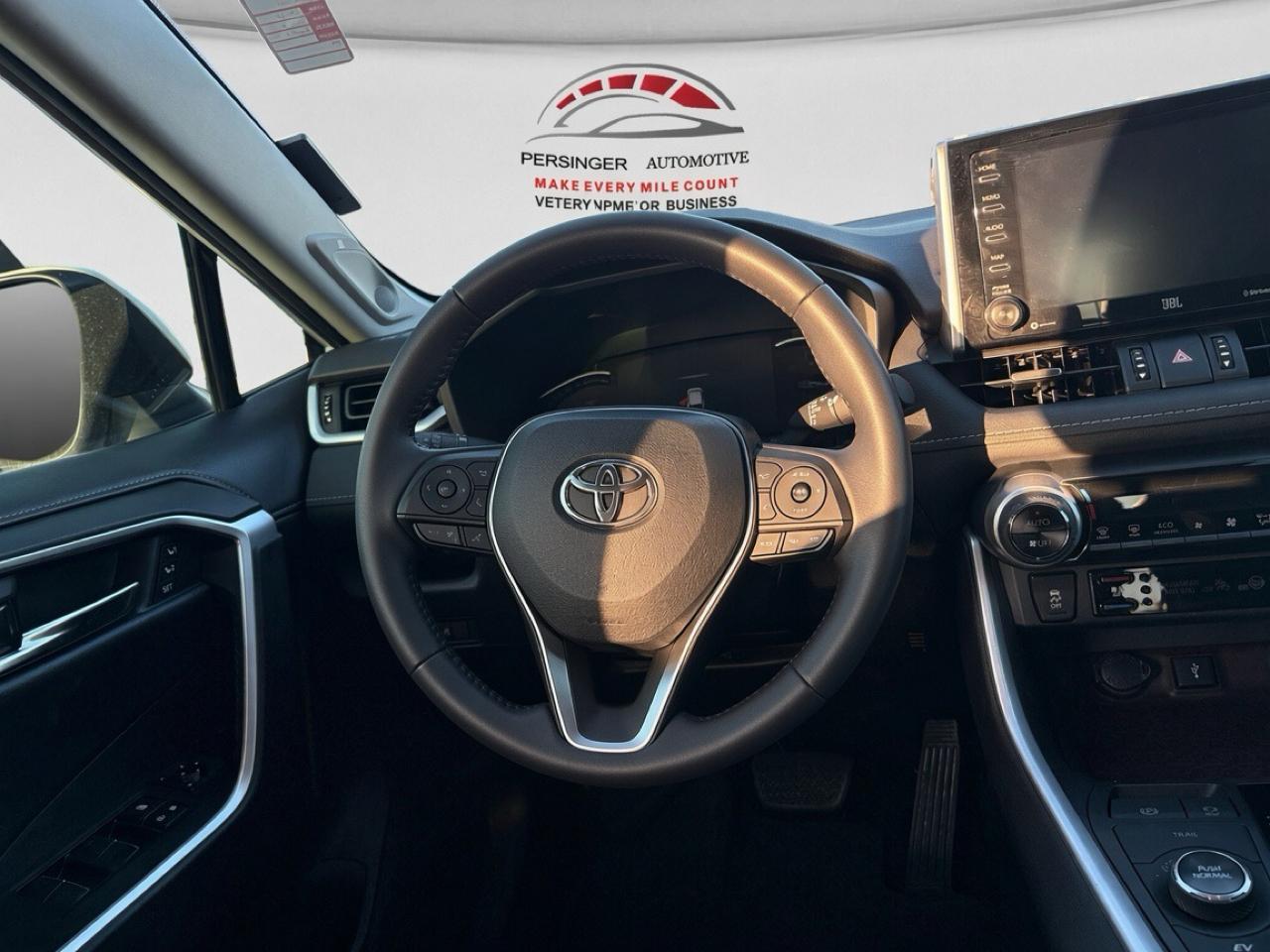 Toyota RAV4 Hybrid Limited AWD (Natl) 2020