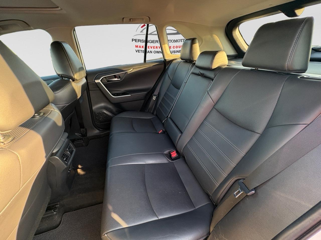 Toyota RAV4 Hybrid Limited AWD (Natl) 2020