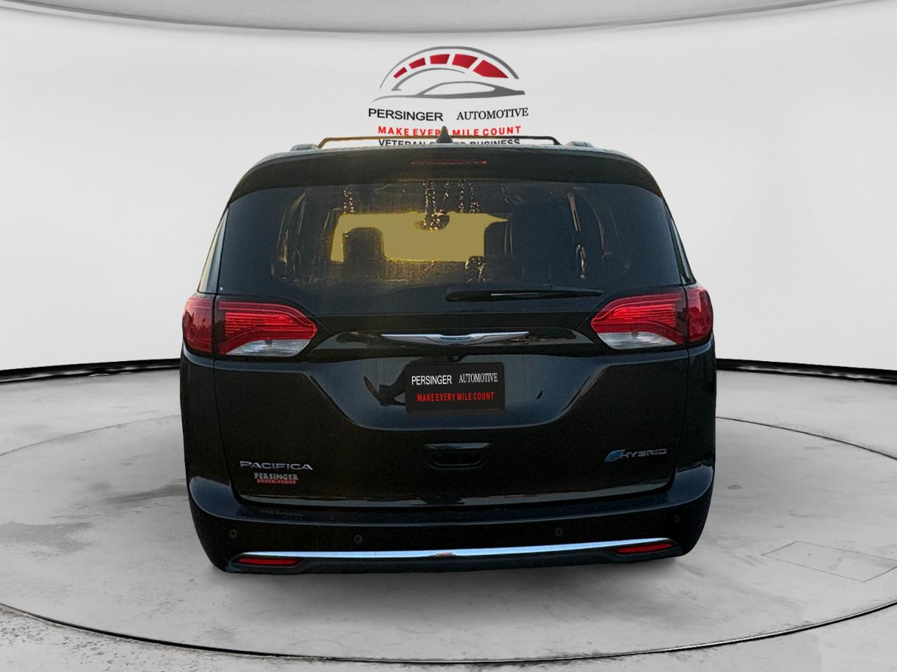Chrysler Pacifica Hybrid Limited FWD 2018