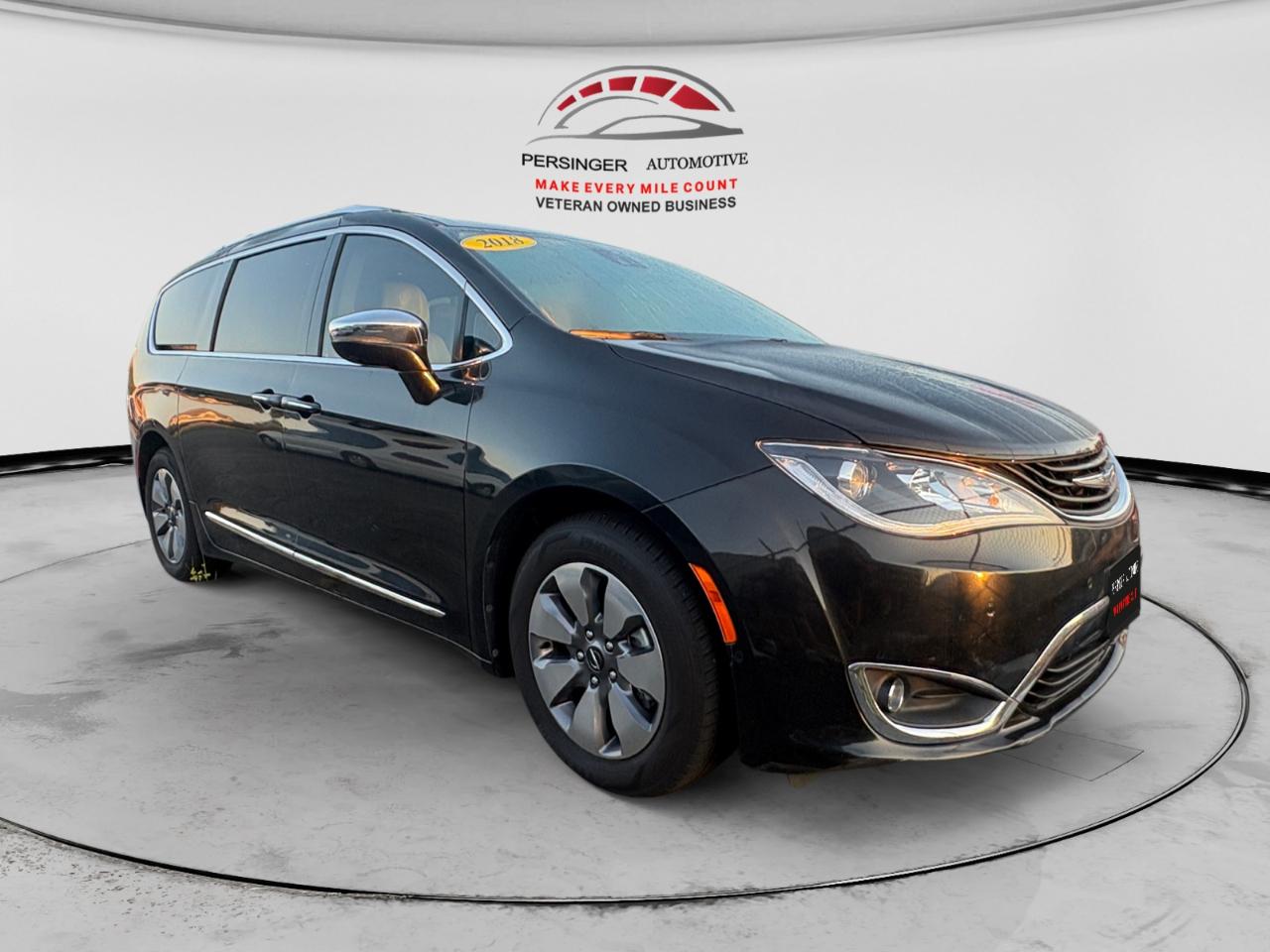 Chrysler Pacifica Hybrid Limited FWD 2018