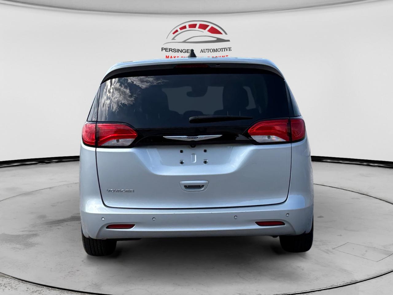Chrysler Voyager LX FWD 2024