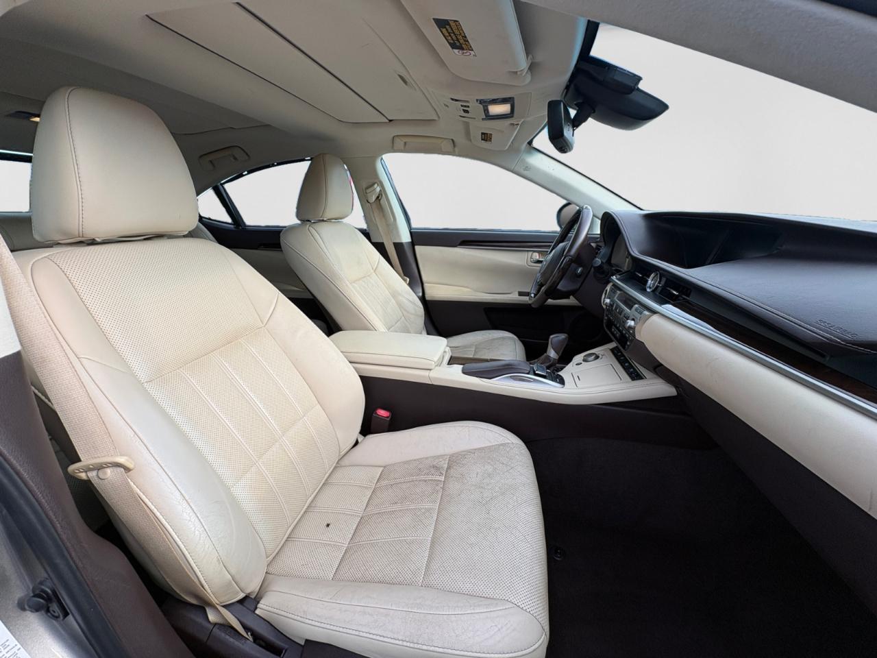 Lexus ES 350 4dr Sdn 2016