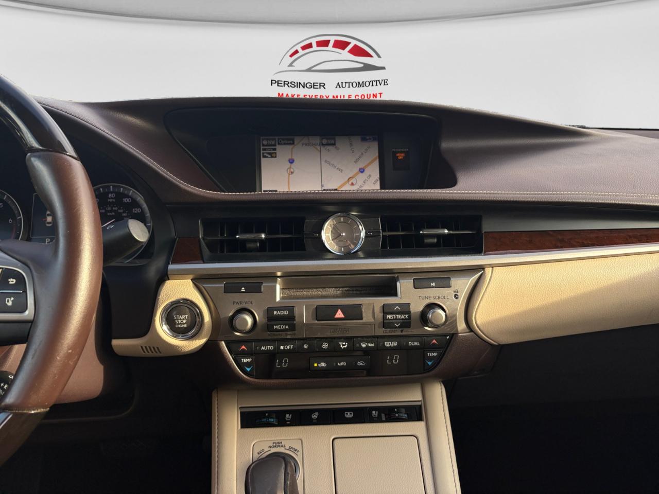 Lexus ES 350 4dr Sdn 2016