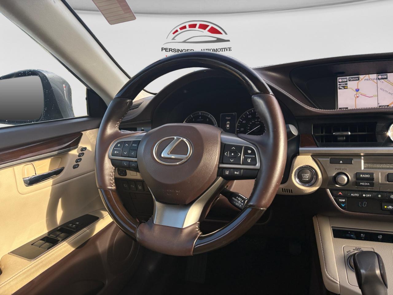 Lexus ES 350 4dr Sdn 2016